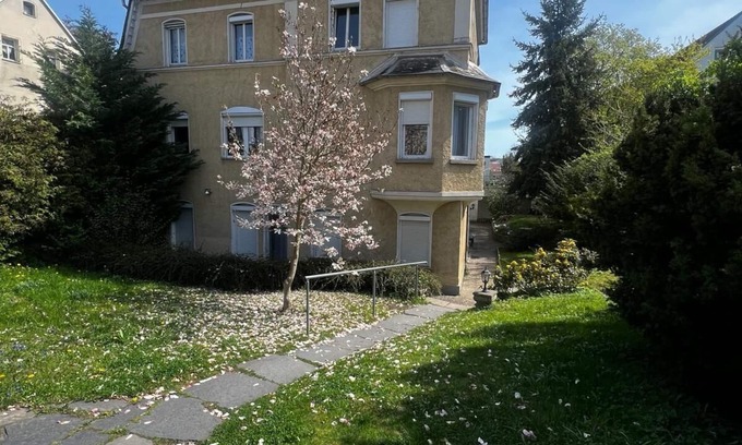 Crimmitschau Apartamento | Edles 105 m² Apartment für bis zu 6 Personen, Ideal für Familien mit Kindern