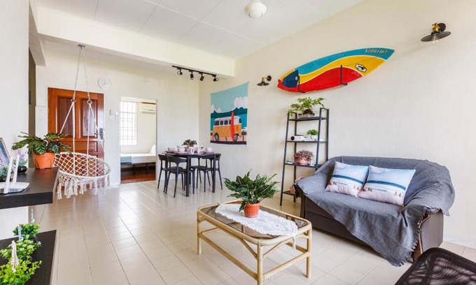 Batu Ferringhi Apartamento | EE's Surfer's House - Seaview, 3 min walk to beach