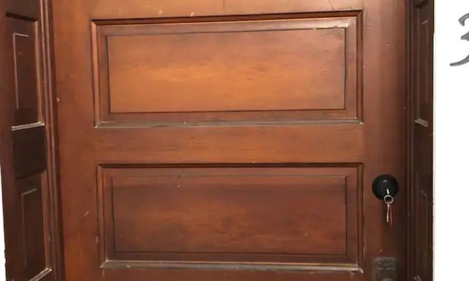 Logansport Apartamento | Efficiency apt/1950's kitchen/huge tiled shower
