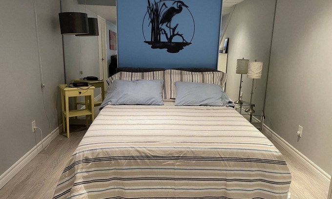 Mitchell Apartamento | Self-Catering Suite (Mitchell) - cerca de Stratford, Ontario.