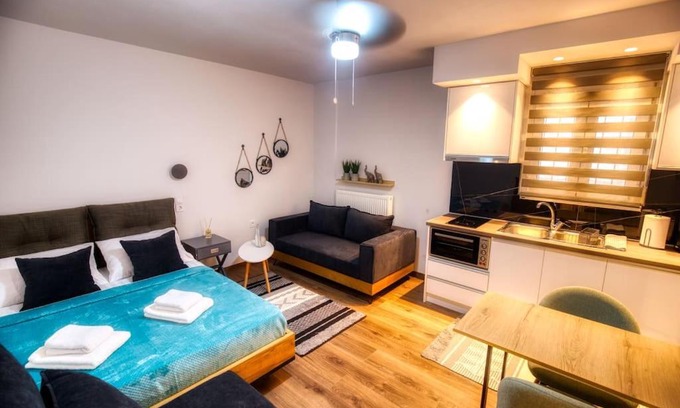 Trikala Apartamento | Efi's little treasure!