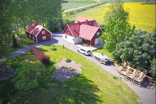Linkoping Casa | Eget hus med bra läge och toppstandard