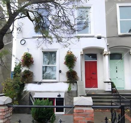 Bray Casa | Eglinton Road - Super King - Private Bathroom