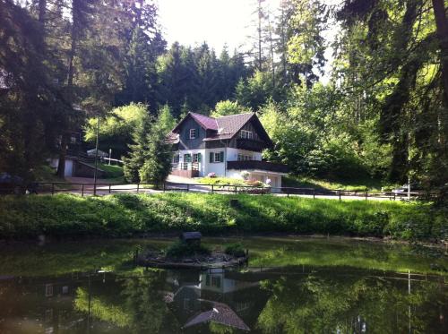 Schmalkalden Apartamento | Ehrentaler Ferienhaus GbR