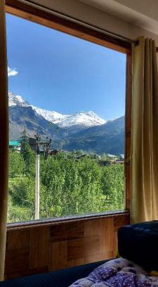 Manali Casa | Ehsaas - Cafe & Boutique Stay by Ostellomanali
