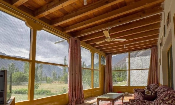 Azad Kashmir Hotel | Ehsan-e-Bassi