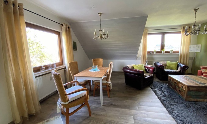 Burgbrohl Apartamento | Eifel country living with fantastic panoramic views and proximity to the lake