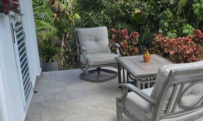 Humacao Apartamento | El Campito is a chic studio with WiFi and AC in charming countryside.