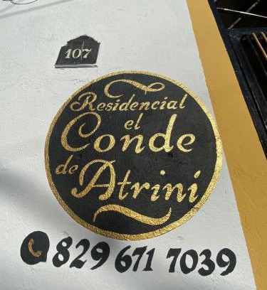 Zona Colonial Casa | El Conde De Atrini