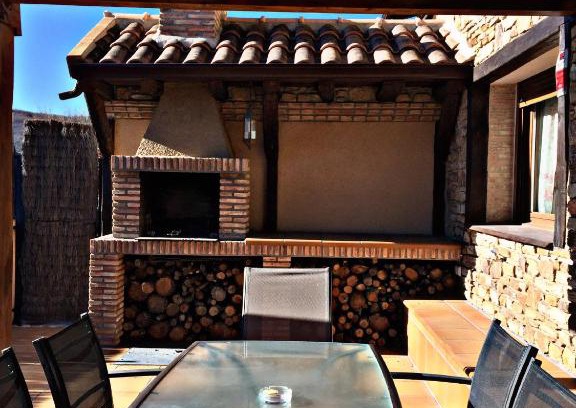 Horcajuelo de la Sierra Casa | El Corral De Concejo