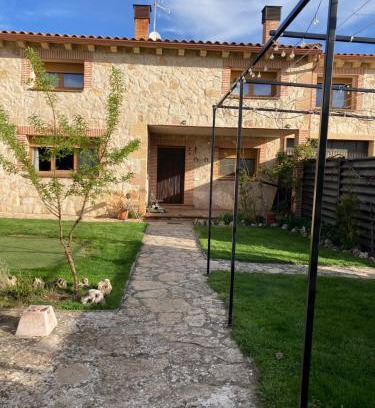 Uruenas Casa | El Mirador de la Sierra Y Casa Rosmari