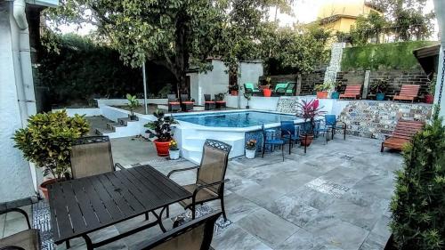 Managua Cama Y Desayuno | El Mirador Suites and Lounge