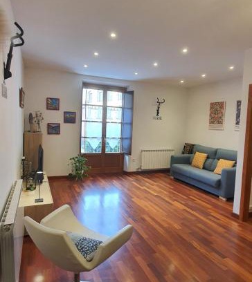 Camprodon Apartamento | EL MUSSOL DE LA VILA Camprodon, balconets amb vistes a la plaça