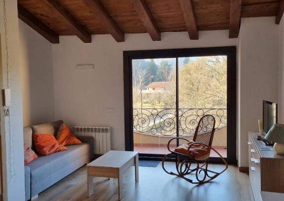 Sant Joan de Les Abadesses Apartamento | el niu dels ocells 2