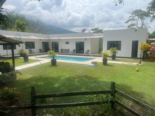 Guaduas Casa | El Tesoro