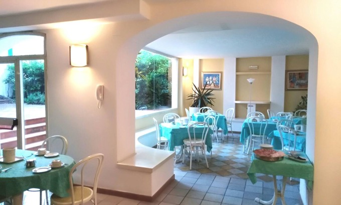 Rosignano Solvay Hotel | Elba Hotel