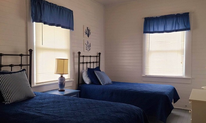 White Lake Casa | Eleanor's Escape