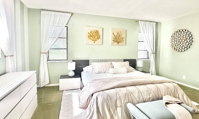 Plantation Casa | Elegance & Comfort Await at Swan Grace Villa, your perfect Florida Paradise