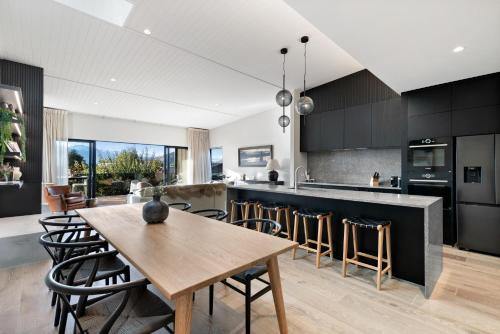 Wanaka Casa | Elegance on Warren