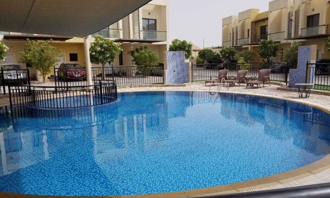 Dubai Villa | Elegante villa de 2 dormitorios and vestíbulo, G,1
