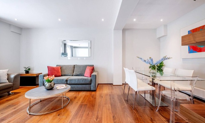 Queen's Gate Apartamento | Elegant 2 Bedroom in South Kensington