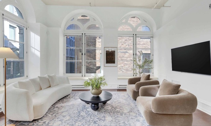 Old Montreal Apartamento | Elegant 2 level 3BD-3BA Old Mtl-Pool table&Parking