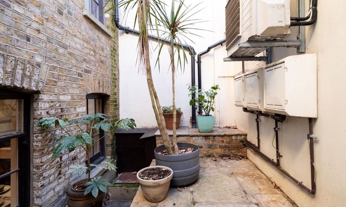 Kennington Apartamento | Elegant 2BR 2BA with Patio in Kennington