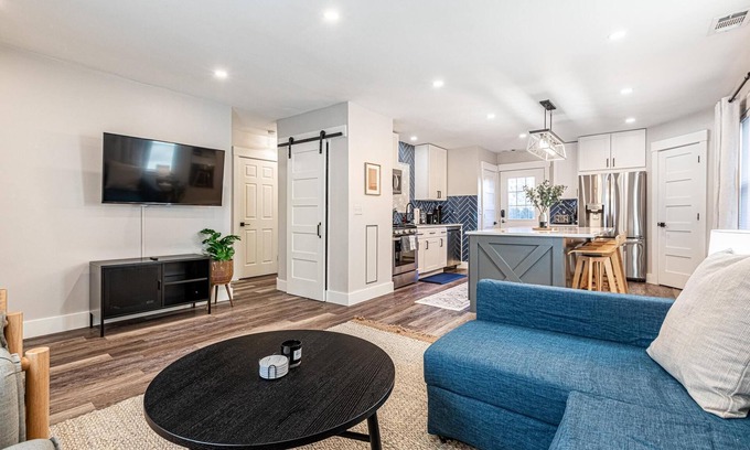 Ferndale Casa | Elegant 2BR Ferndale Cottage! Welcome!