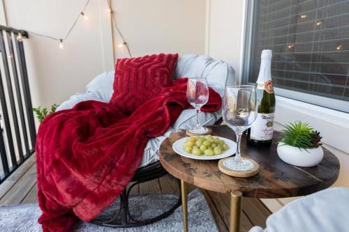 Waxhaw Apartamento | Elegant 2BR Suite in Downtown Waxhaw w. Pool