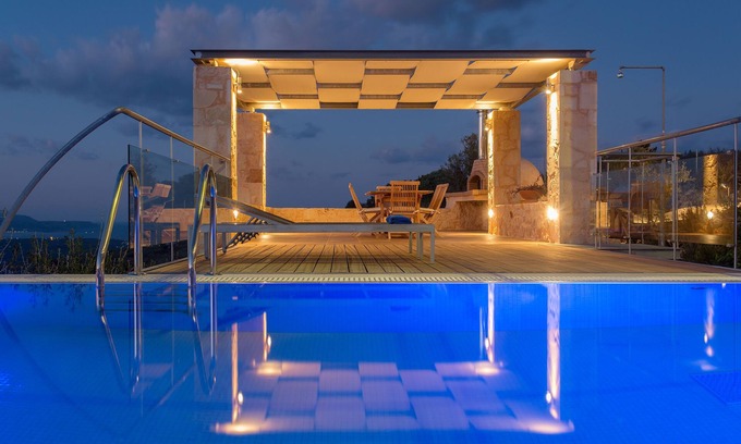 Apokoronas Villa | Elegante villa de 4 dormitorios muy cerca del mar con increíbles vistas al mar.