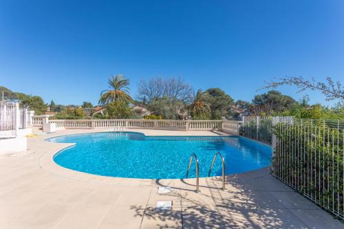 Saint-Raphael Apartamento | Elegant 45m² Piscine Terrasse