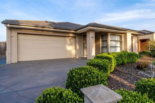 Point Cook Casa | Elegant 4BR Villa with 3 Living Rooms in PointCook