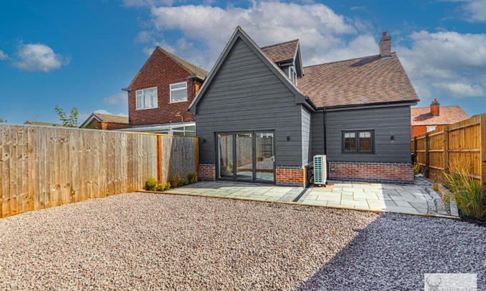 Ashby-de-la-Zouch Apartamento | Elegant 5-Bed House with ample parking
