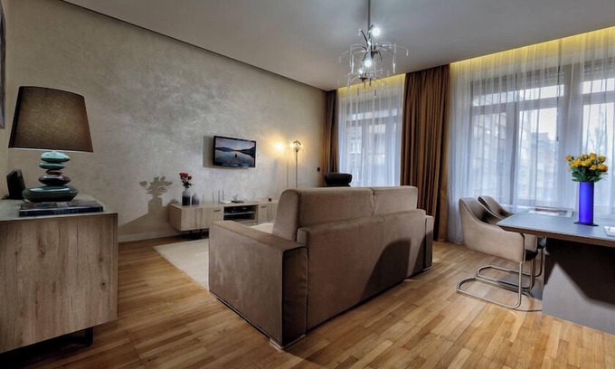 Gare Apartamento | Elegante Apartamento Deluxe de 85 m² y Bañera de Hidromasaje en Luxemburgo