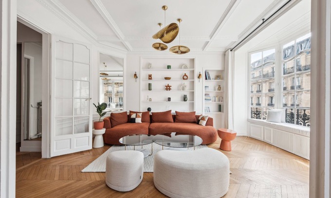 Saint-Vincent-de-Paul Apartamento | Elegant and Charming Parisian 3bd/2ba apartment