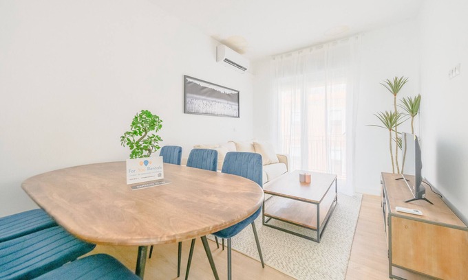 San Diego Apartamento | Elegante y cómodo apartamento de tres dormitorios en Vallecas