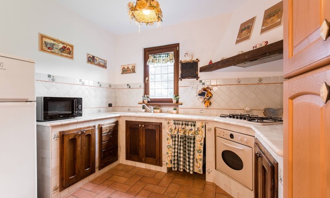 Lake Bracciano Villa | Elegante y espaciosa villa a pocos km del lago y del centro de Trevignano Romano.