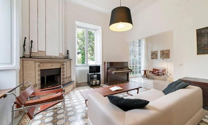 Quartiere XVII Trieste Apartamento | Elegant and spacious Apartment in Rome - Metro B1