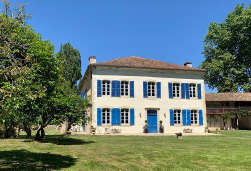 Samadet Casa | Elegant and Spacious Maison de Maitre Ideal for Group Bookings