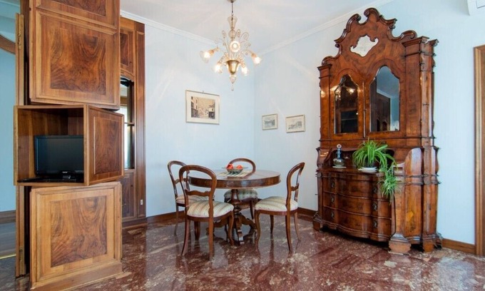 Dorsoduro Apartamento | Elegante soleado apartamento con vistas al canal