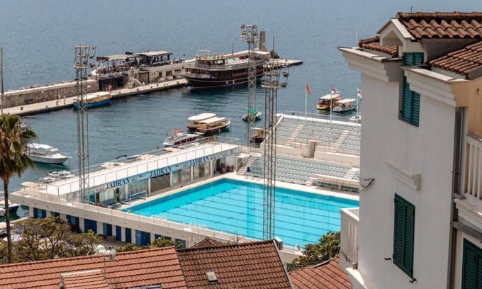 Herceg Novi Apartamento | Elegant Apartment with Stunning Boka Bay Panorama - Two Bedroom Apartment