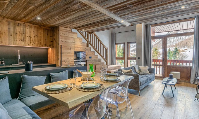 Val-d'Isere Apartamento | Apartamento elegante con chimenea y WIFI, 2 dormitorios