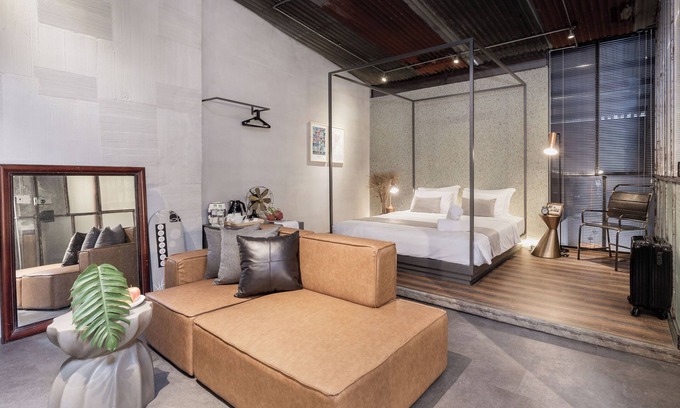 District 1 Apartamento | Elegant Art Decór Studio Hidden in Downtown Alley
