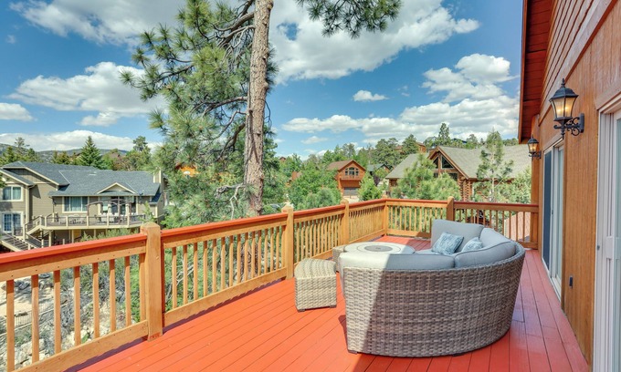Castle Glen Estates Cabina | Elegant Big Bear Cabin - Half Mi to Big Bear Lake!