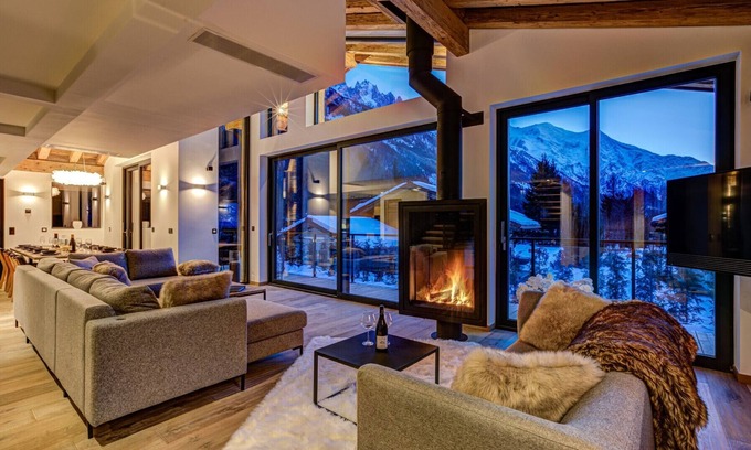Les Tines Chalet De Esquí | Elegant Chalet incl. daily bakery delivery & clean