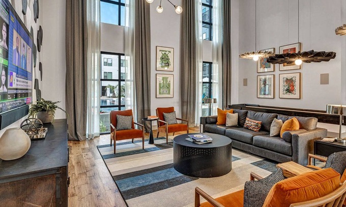 Govalle Apartamento | Elegant East Austin 1BR w/ Pool, Gym & W/D, nr airport, by Blueground