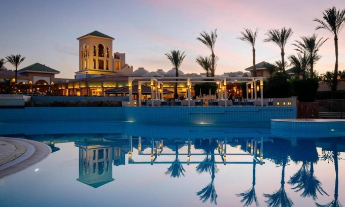 Sharm El Sheikh Complejo | Elegant Family Room – Pool & Spa, Adventure, Beach Fun, & Unmatched Comfort