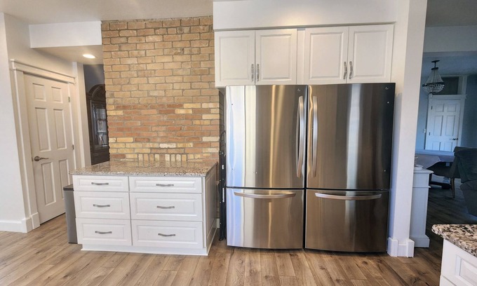 Monaca Casa | Elegant Family Haven