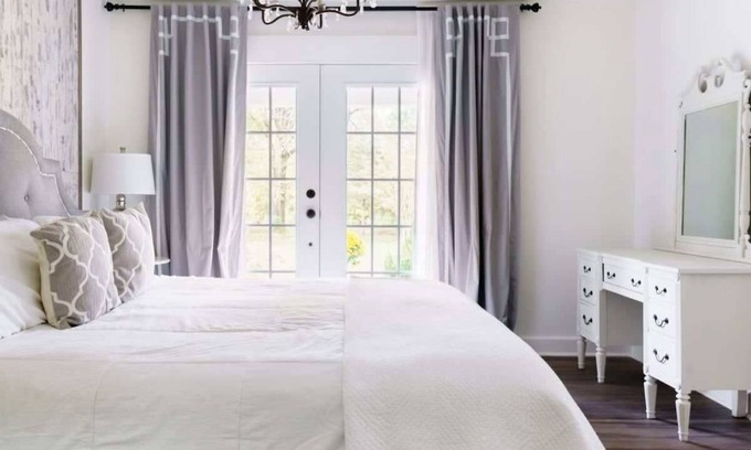 Scottsboro Casa | Enchanting Farmhouse Retreat with a Covered Patio