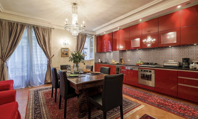 7th Arrondissement Apartamento | Remodelado elegante 1br apartamentos situado cerca de la Rue Cler, en el 7º. Cocina magnífica